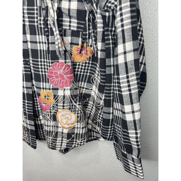 NWT! Savanna Jane Long Sleeve Black Plaid Embroidered Fringe Detail Blouse Top S - Picture 3 of 8